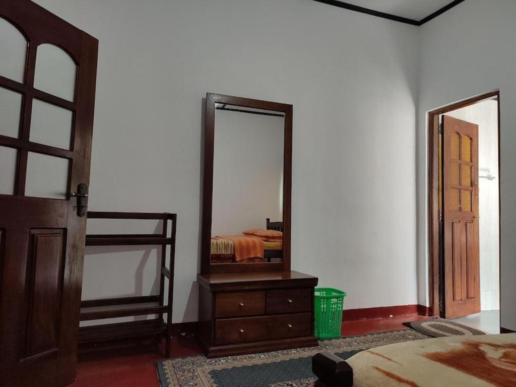 St. Andrews Hostel نوفارا إيلِيا المظهر الخارجي الصورة